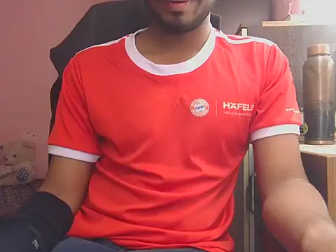 KissesBoyAD online show from 17, 12, 2025