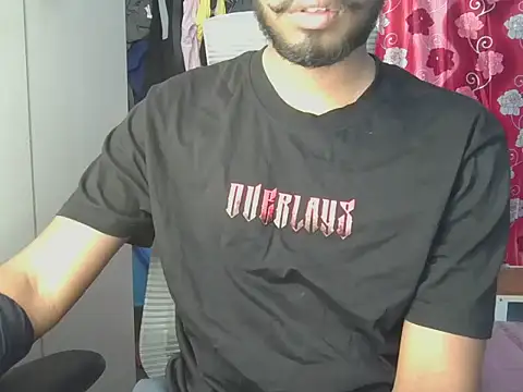 KissesBoyAD online show from 24, 2, 2026