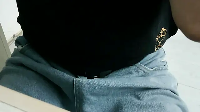 XiaoGuoGuo284512 online show from 28, 2, 2026