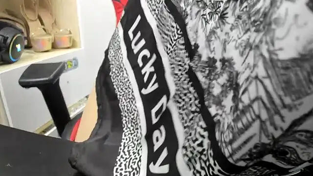 Hotqueensex online show from 15, 9, 2025