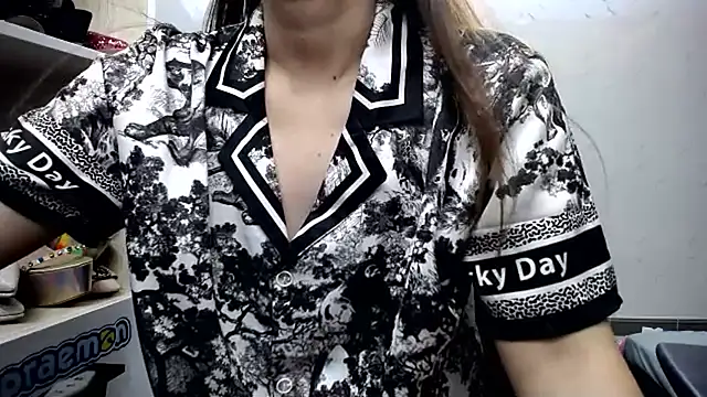 Hotqueensex online show from 4, 7, 2026