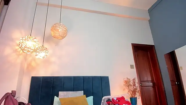 LaraGoldd online show from 24, 2, 2026