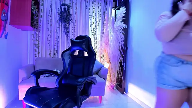 JulietaKane online show from 25, 5, 2026