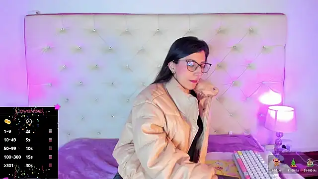 Snapshot of _jade_white_ chatting on 21, 12, 2024 jade white online show from 21, 12, 2024