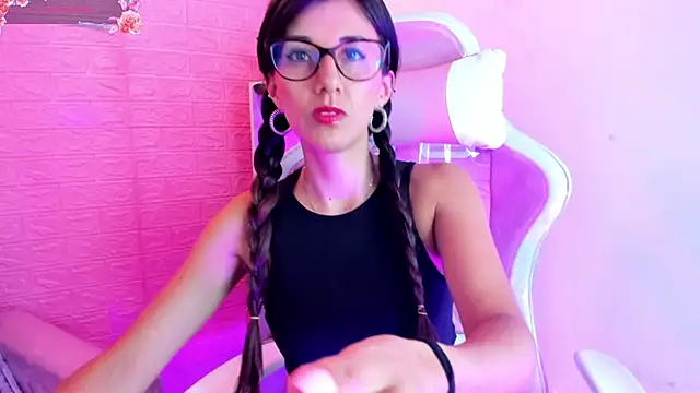 Snapshot of _jade_white_ chatting on 22, 3, 2025 jade white online show from 22, 3, 2025