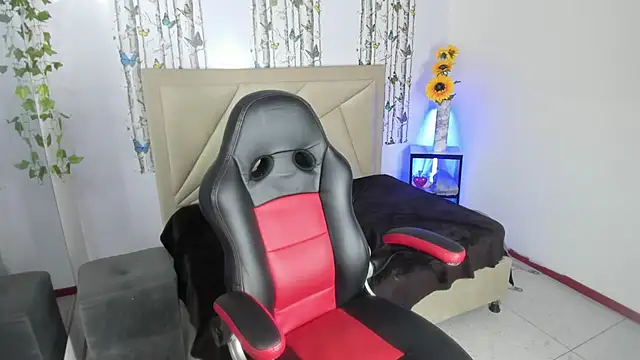 Strella ferrera online show from 29, 9, 2025