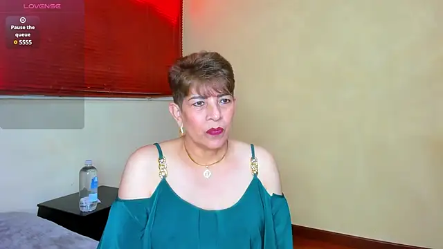 Snapshot of Angelina_Stone_65 chatting on 13, 12, 2024 Angelina Stone 65 online show from 13, 12, 2024