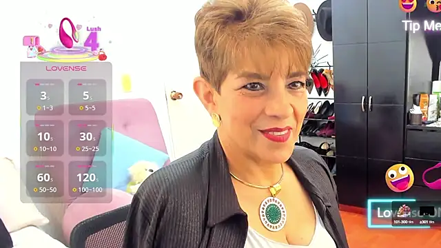Snapshot of Angelina_Stone_65 chatting on 19, 9, 2025 Angelina Stone 65 online show from 19, 9, 2025