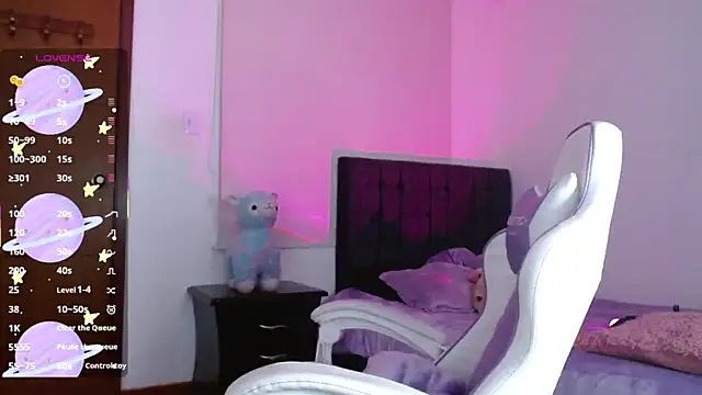 evie cloud online show from 11, 11, 2025