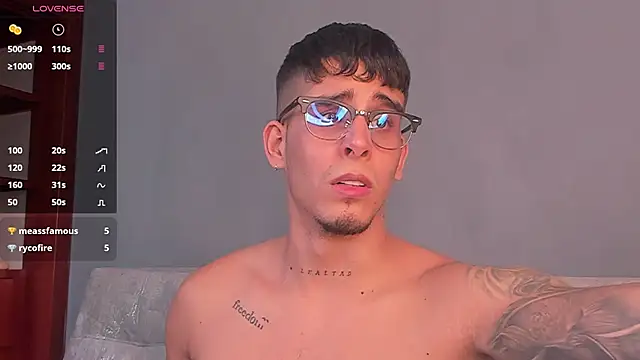 iamcamiloo  online show from 28, 12, 2024