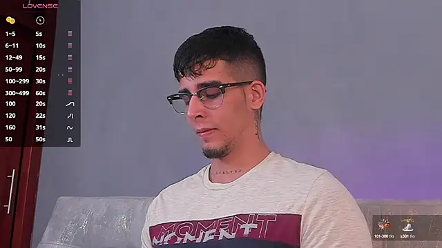 iamcamiloo  online show from 30, 12, 2024