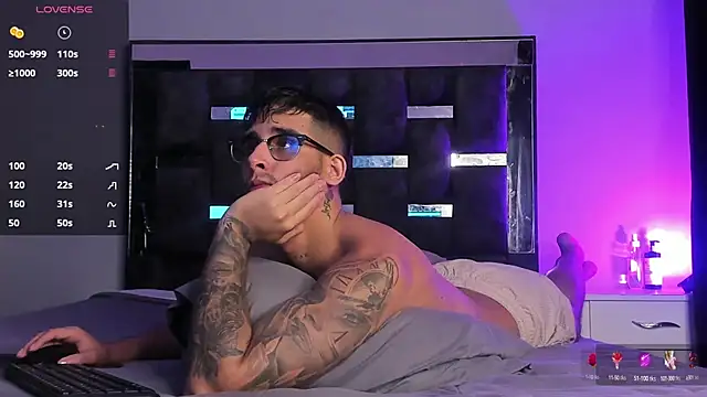 iamcamiloo  online show from 5, 3, 2025