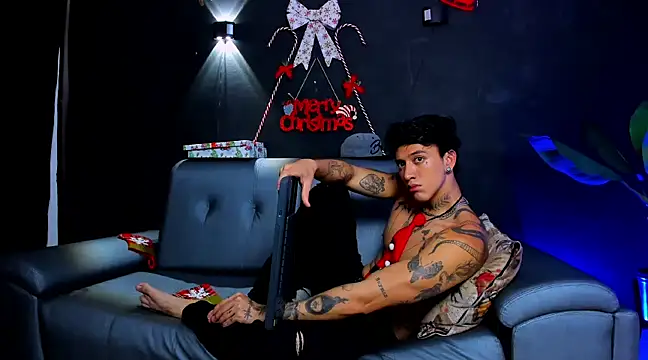 JUSTIN FULLER1 online show from 13, 12, 2024