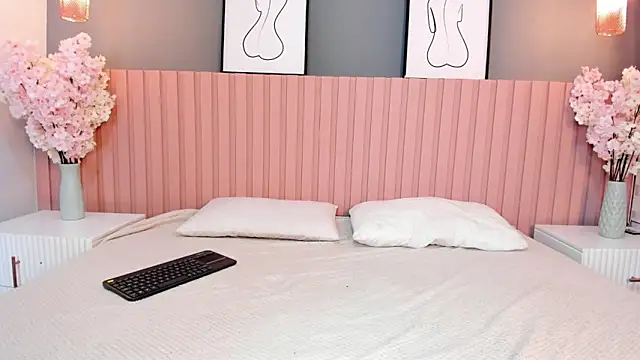 babee sophie online show from 30, 1, 2025