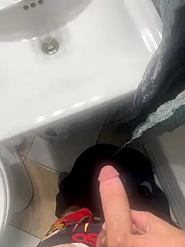 Snapshot of daddyjake101 chatting on 11, 9, 2025 daddyjake101 online show from 11, 9, 2025