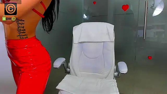 Queenrafaella online show from 14, 2, 2026