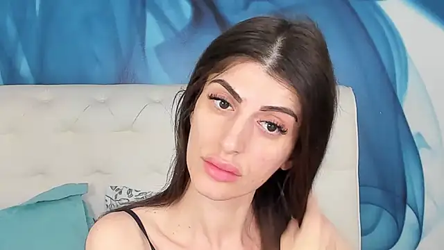 SkinnyDolly online show from 22, 11, 2025