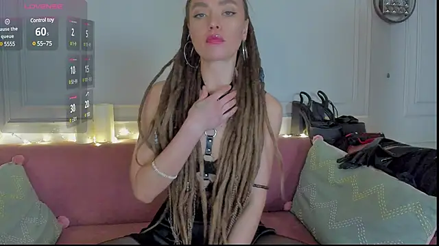 KellyFouler online show from 8, 2, 2025