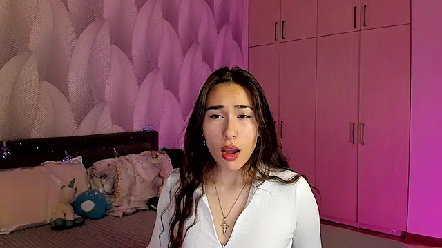 Bambiii bby online show from 7, 12, 2024