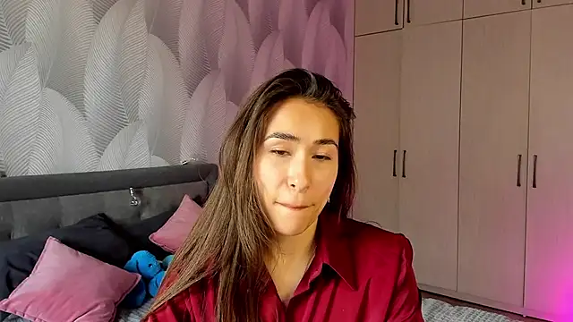 Bambiii bby online show from 27, 9, 2025