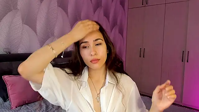 Bambiii bby online show from 2, 10, 2025