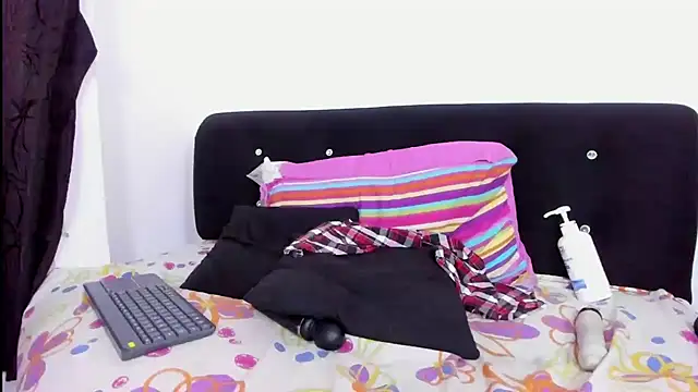 skaysanchez1 online show from 1, 3, 2025