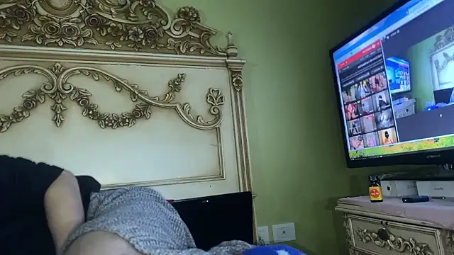 emylolo9 online show from 4, 1, 2025