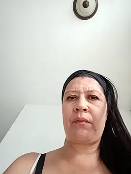 carolina linarez69 online show from 9, 10, 2025