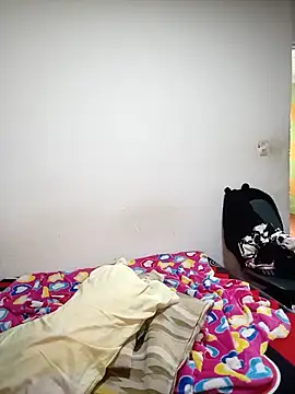carolina linarez69 online show from 4, 6, 2026