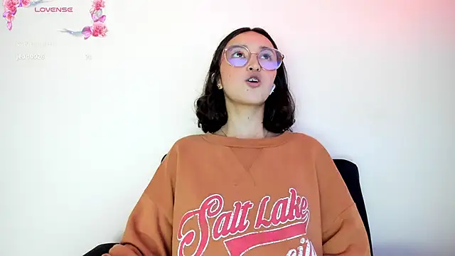 its  angelica  online show from 9, 1, 2025