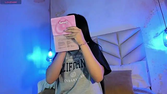 AuroraFiore online show from 26, 2, 2025