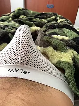 Snapshot of dantedesirexx chatting on 2, 2, 2025 dantedesirexx online show from 2, 2, 2025