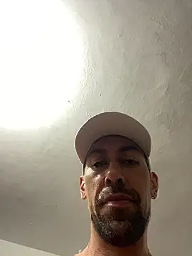 Snapshot of dantedesirexx chatting on 24, 2, 2025 dantedesirexx online show from 24, 2, 2025