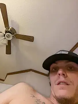 Snapshot of devinshd chatting on 5, 2, 2025 devinshd online show from 5, 2, 2025