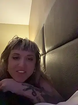 Snapshot of Babette_xox chatting on 5, 5, 2026 Babette xox online show from 5, 5, 2026