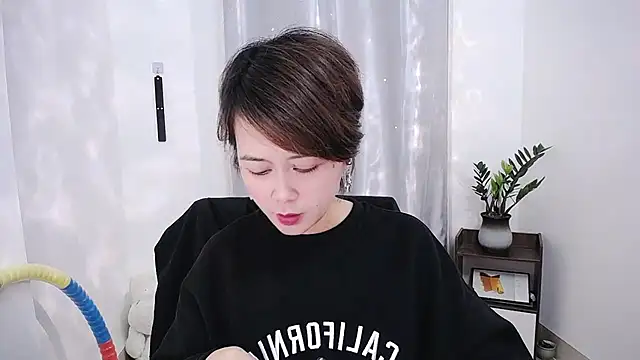 Fan ting online show from 22, 2, 2025