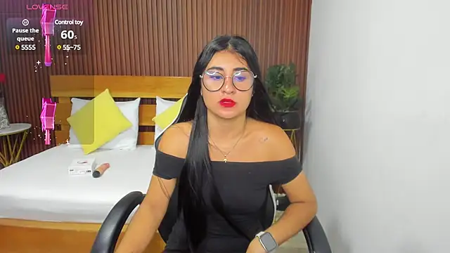 evelin leroy online show from 25, 2, 2025