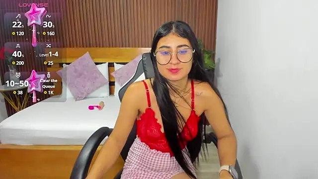 evelin leroy online show from 11, 3, 2025