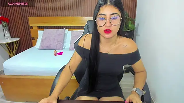 evelin leroy online show from 13, 3, 2025