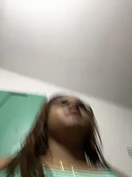 Evabigass online show from 16, 12, 2025