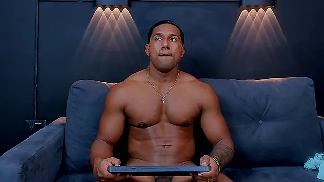 Snapshot of CallumMuscle chatting on 24, 1, 2025 CallumMuscle online show from 24, 1, 2025