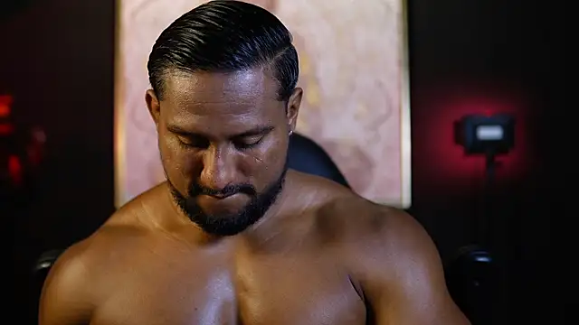 Snapshot of CallumMuscle chatting on 15, 10, 2025 CallumMuscle online show from 15, 10, 2025