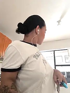 evafoxs online show from 10, 9, 2025