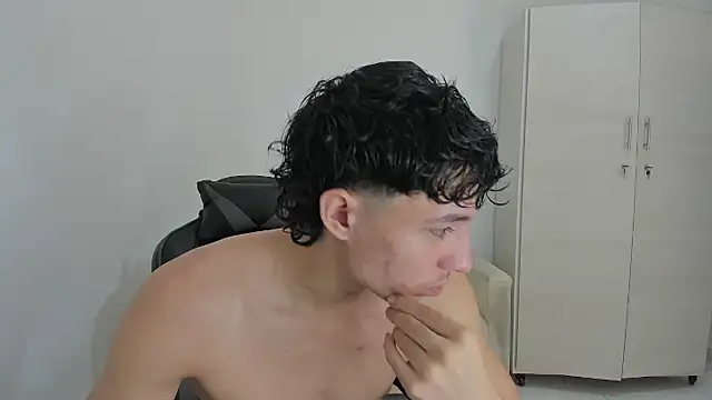 enzo sloran online show from 25, 3, 2026