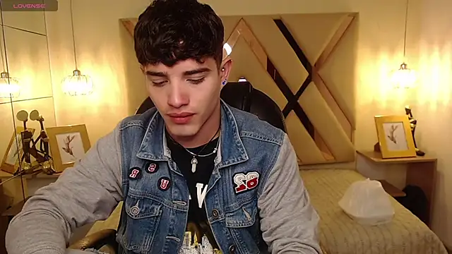 AlejooTwink online show from 21, 3, 2025