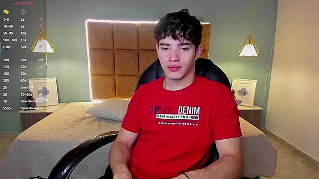 AlejooTwink online show from 3, 10, 2025