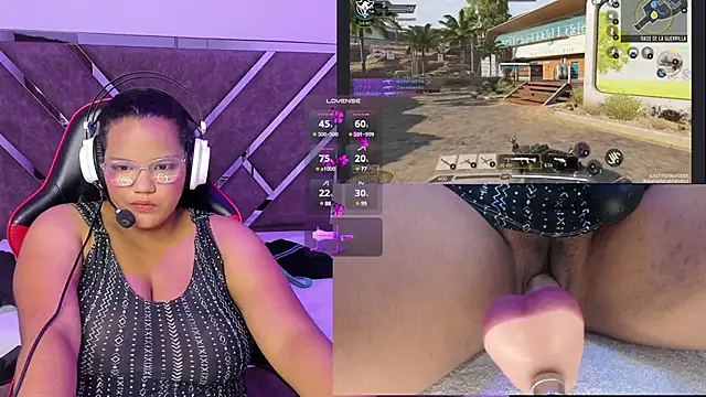 Snapshot of MhiaRey chatting on 12, 3, 2025 MhiaRey online show from 12, 3, 2025