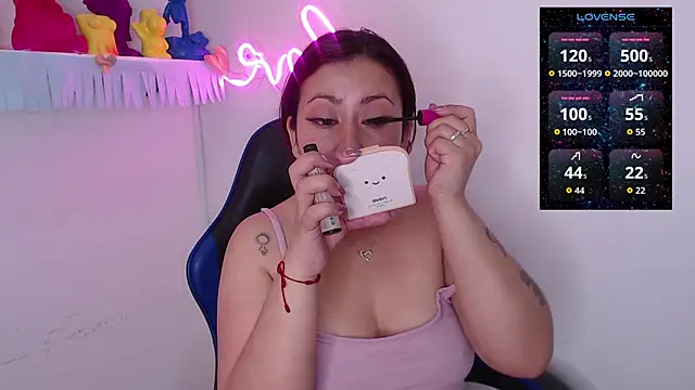 Snapshot of maria_mendoza chatting on 12, 10, 2025 maria mendoza online show from 12, 10, 2025