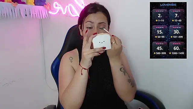 Snapshot of maria_mendoza chatting on 21, 10, 2025 maria mendoza online show from 21, 10, 2025