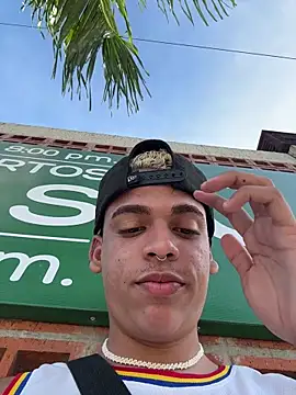 Leo bunny hot online show from 15, 11, 2025